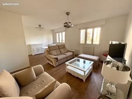 appartement 4 pièces 82 m²