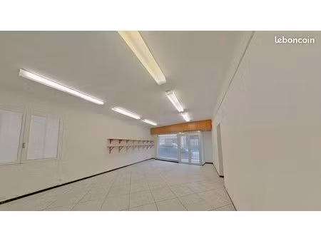 local 62 m2 + appartement t3 61 m2