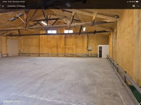 loue local commercial