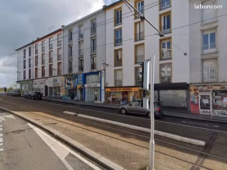 local commercial 37 m² brest