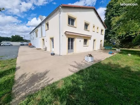 maison 6 pièces 132 m²