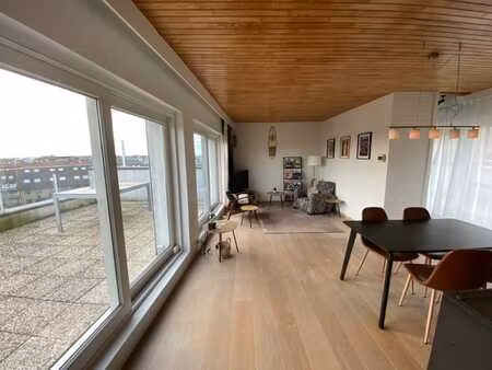penthouse met 2 slaapkamers en ruim zonneterras