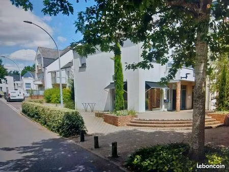 local d'activités - bureaux - commerces