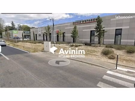 local commercial 148 m² carpentras