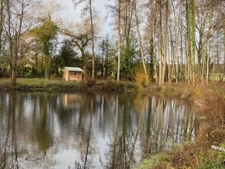 local divers 5460 m² melleray