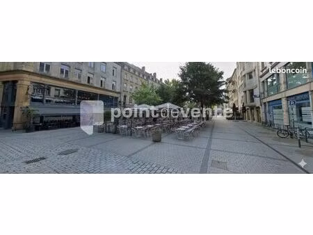 local commercial 450 m²