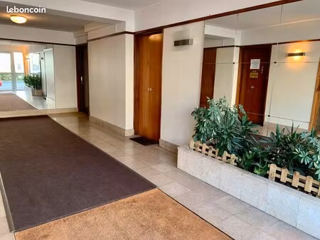 à louer – local professionnel 60 m² – rez-de-chaussée – saint-maur-des-fossés