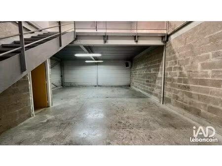 local 138 m² santeny