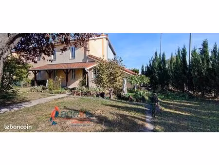 maison entièrement isolée avec jardin et garage - quartier la plaine