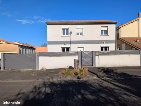 maison familiale avec jardin