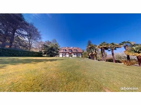 maison 5 pièces 181 m²