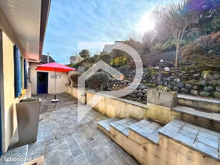 maison 7 pièces 145 m²