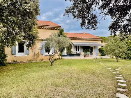 propriété provençale 180 m² • parc 2 350 m² • piscine 13×6 • sérignan-du-comtat