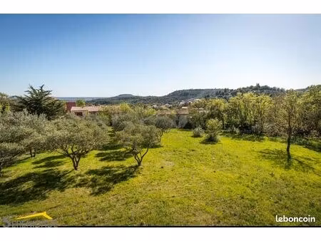 terrain 2657 m² pezenas