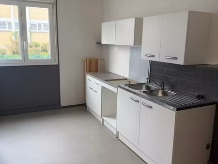 f2 46m2 rénové avec chauffage compris