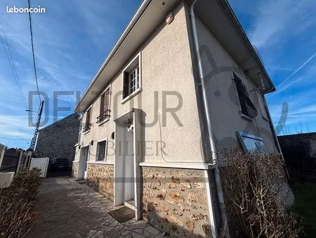 immeuble 154 m² faremoutiers