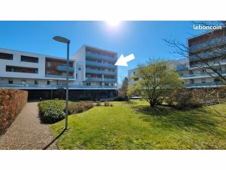 appartement f4 80m² bbc + terrasse 15m² + parking
