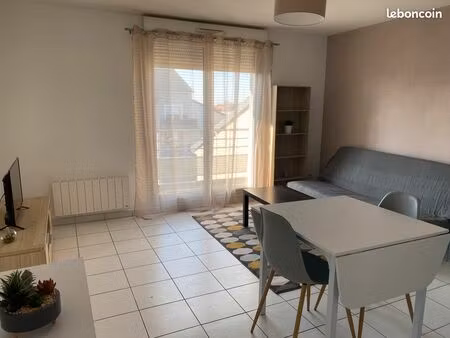 2 pièces meublé parking privatif