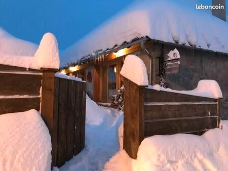 vente gîte chalet logement chaleureux à côté des pistes valloire savoie