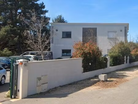 avignon les naïades 2 – st chamand - bureaux rdc a vendre ou à louer – 68 m²