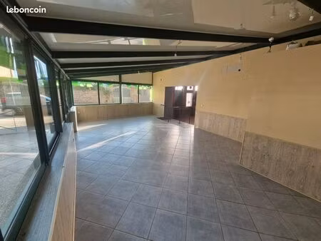 fond de commerce 250m2