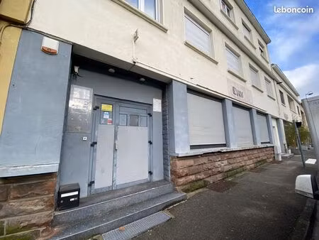 local commercial 435 m² saint-avold