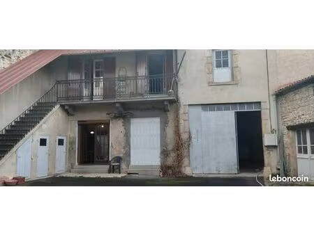 maison 6 pièces 179m²