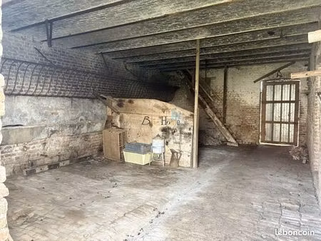 grange 1 pièce 350 m²