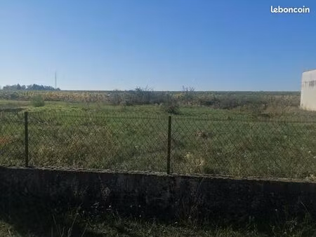 terrain 1 330 m² portets