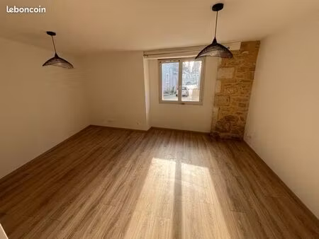 appartement 2 pièces 52m2 rénové