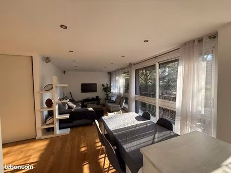 appartement 3p 73 m² – traversant – piscine – la celle-saint-cloud – particulier