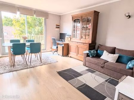 appartement lumineux 3 pièces de 65 m² dans l’hyper centre de saint-germain-en-laye