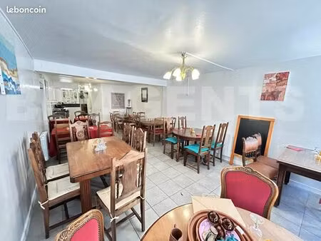 local restaurant 54 m²