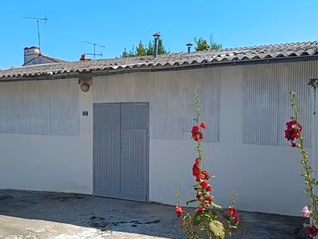 box/garage/garde meuble