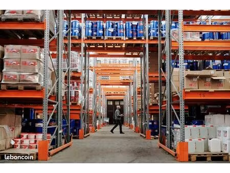 local 220 m² nanterre