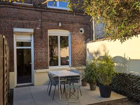 maison de courée 2 chambres  cave et terrasse
