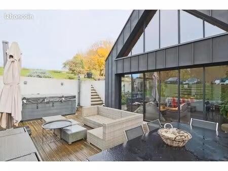 longère 7 pièces 232 m²