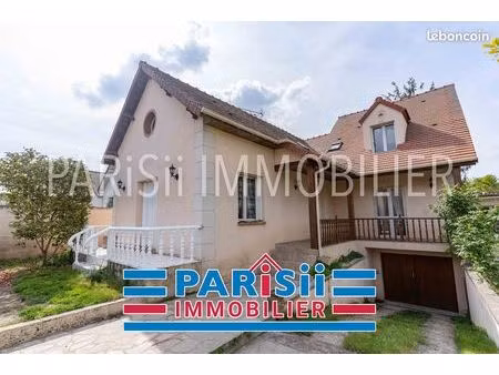 maison 8 pièces 165 m²