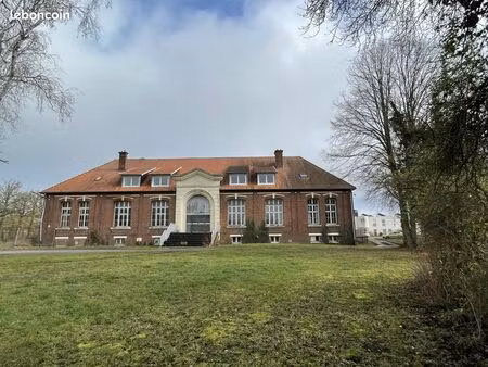 maison 25 pièces 1250 m²