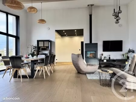 maison 5 pièces 166 m²