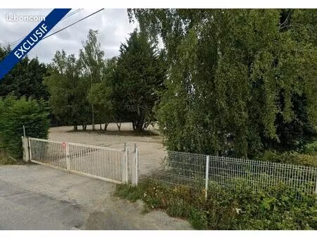 terrain 8 198 m² melesse