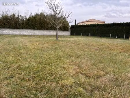 terrain 750 m² lagardelle sur leze