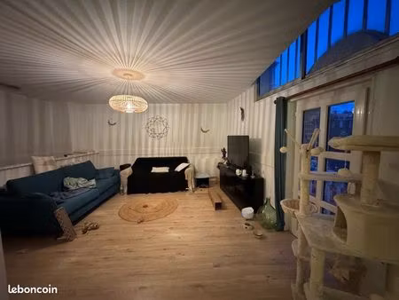 loft en duplex de 65m2 henriville meublé