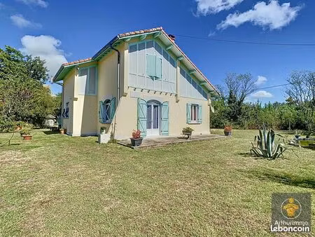 chalet 7 pièces 158 m²