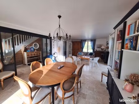 maison familiale sur parc arboré