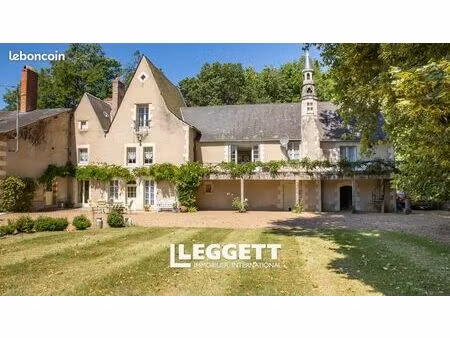 maison 12 pièces 275 m²