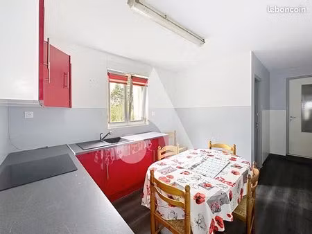 maison 12 pièces 198 m²