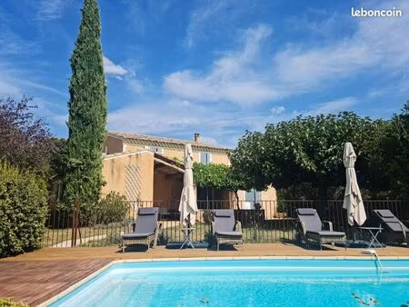 maison provençale de charme à bédoin (84)  meublée