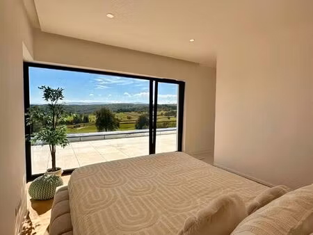 villa 12 pièces 260 m²