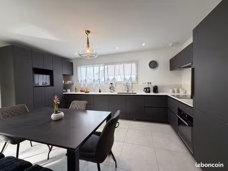 maison 5 pièces 120 m²